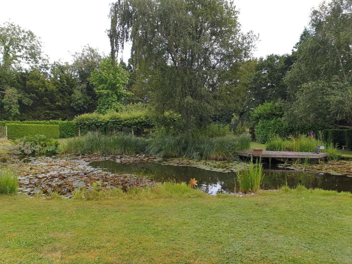 The Reading Whole Apartment With Private Lake And Gardens Luaran gambar