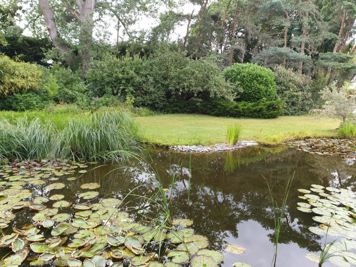 The Reading Whole Apartment With Private Lake And Gardens Luaran gambar