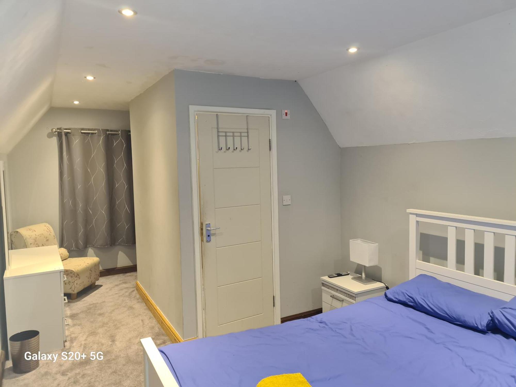 The Reading Whole Apartment With Private Lake And Gardens Luaran gambar